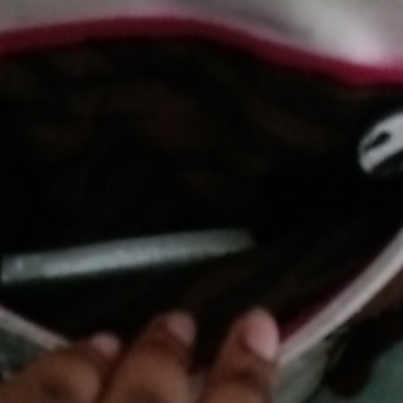 Hananel pink red zebra print flower shoulder crossbody purse bag - Picture 2 of 6